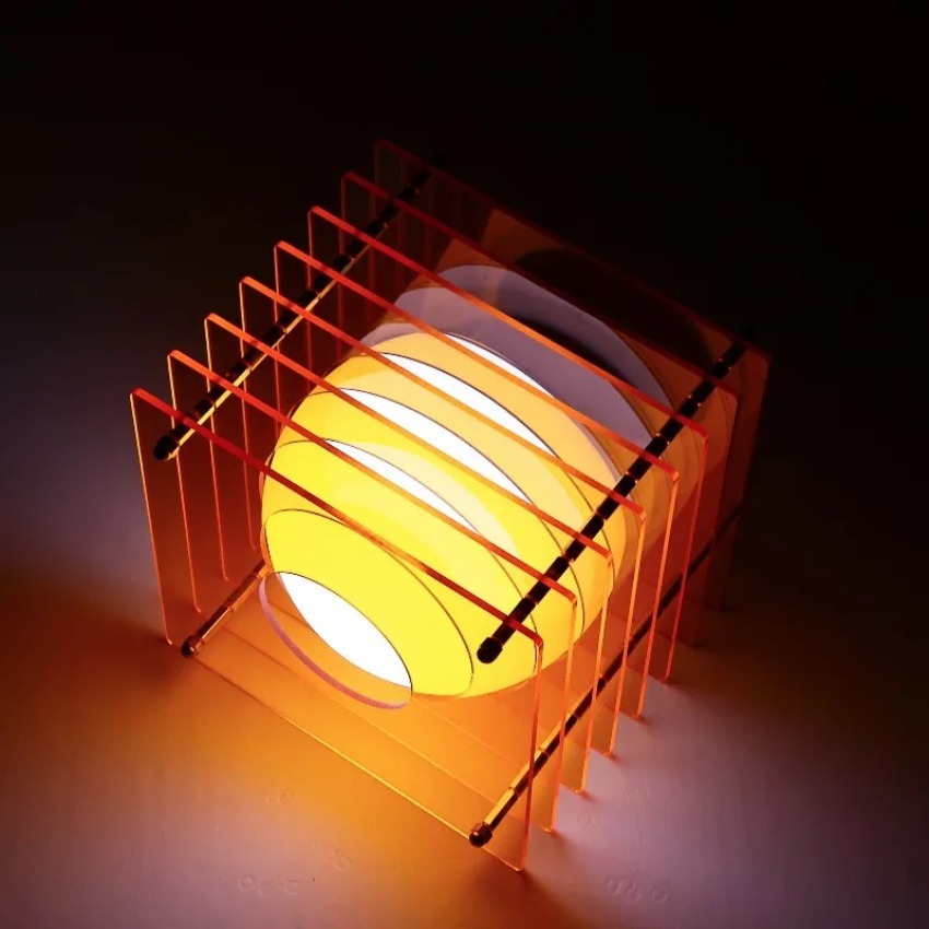 Lampada a mille strati in acri - Desk Lamp recensione e prezzo